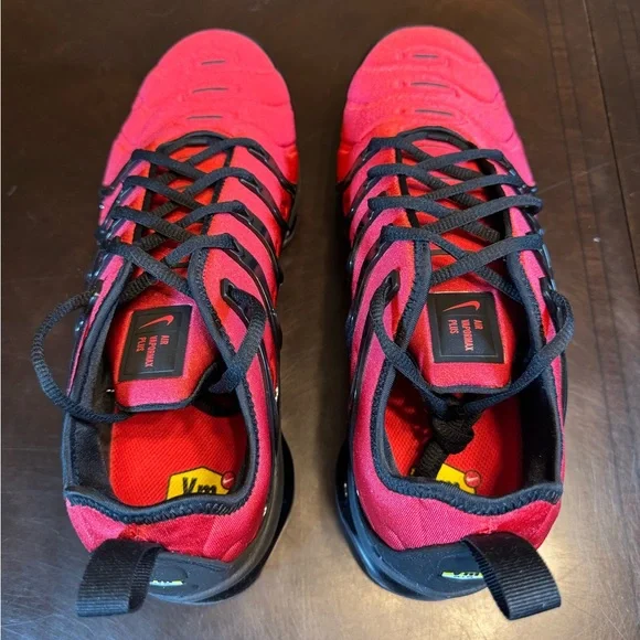 New Nike Air VaporMax University Red Black Sneakers Shoes Size US 11.5 - Picture 10 of 11